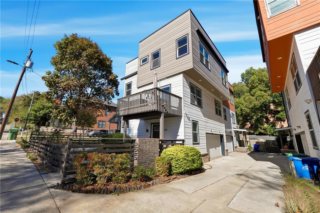 225 Crumley Street SW