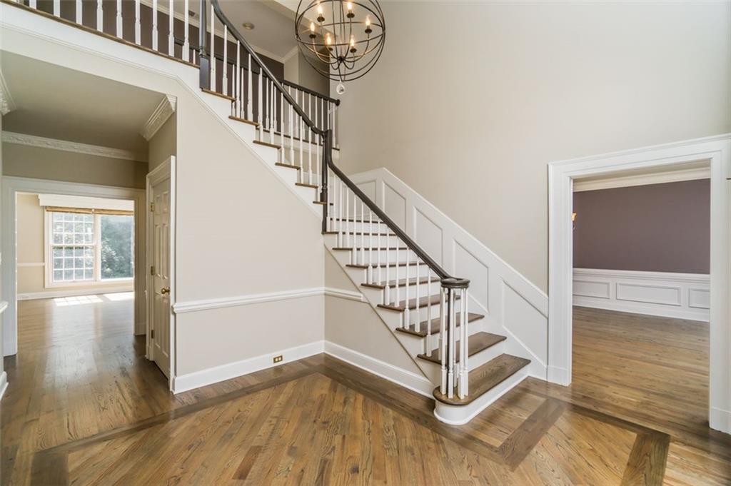 565 RIVER CHASE Point