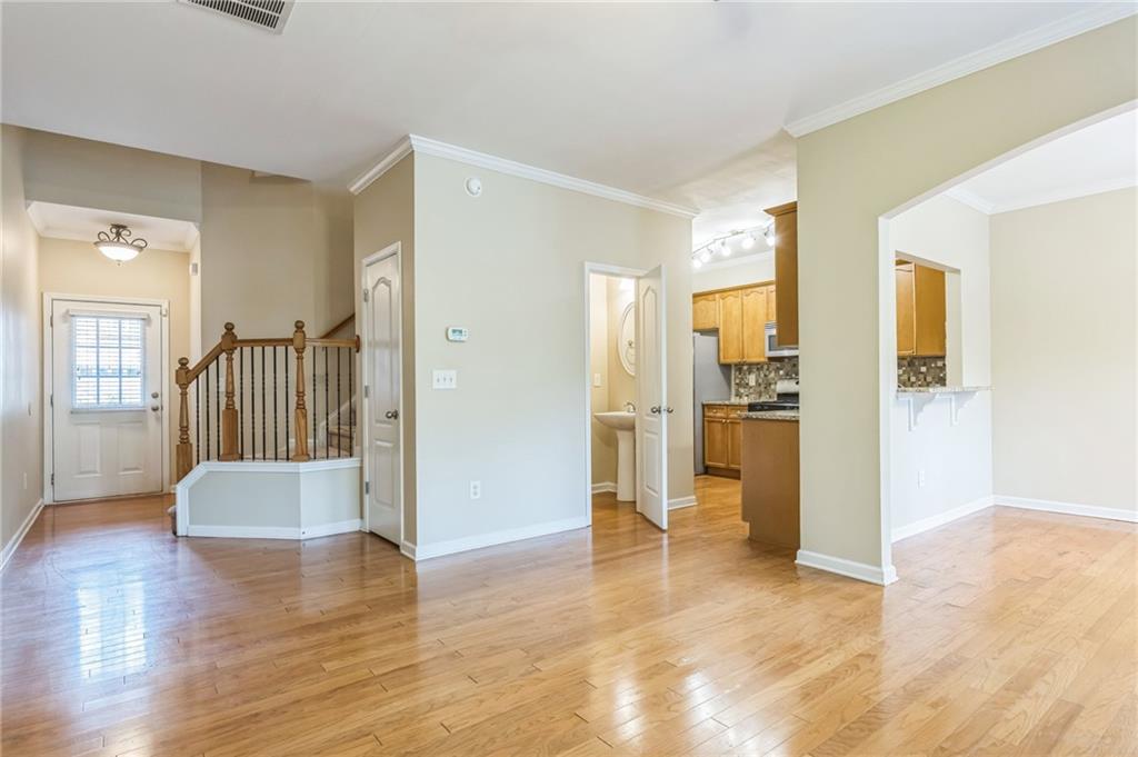 1666 Oakbrook Lake Drive