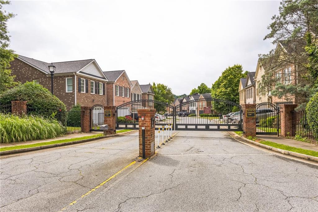 1666 Oakbrook Lake Drive
