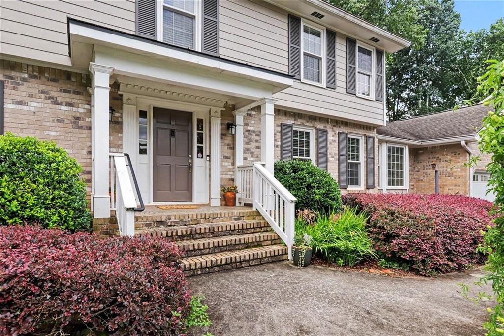 3993 Northlake Creek Drive