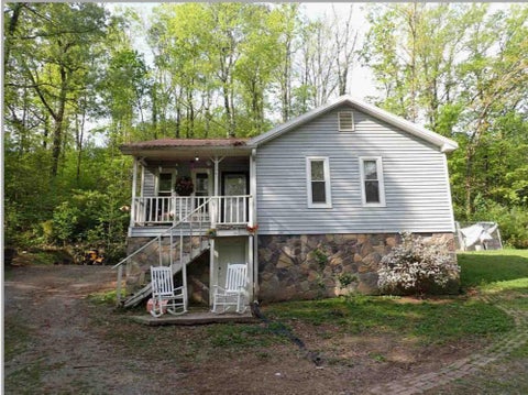 Homes For Sale - 194 Cagle Road<br/> Murray County, Chatsworth, GA 30705