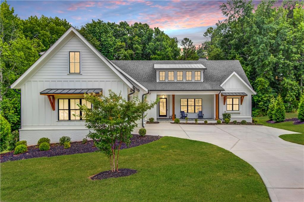 5306 Weeping Creek Trail, Flowery Branch, Georgia image 1