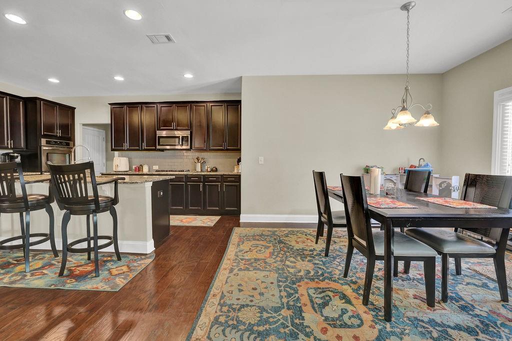 335 Farm Manor Court