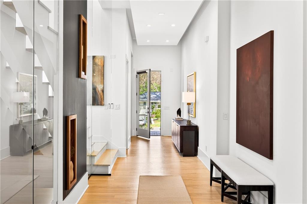 1235 Mayfair Drive NE