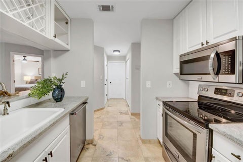 Condo For Sale - 3655 Habersham Road #B141<br/> Atlanta, GA 30305