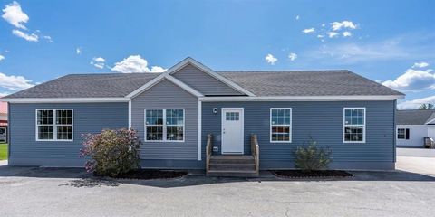 Homes For Sale - 234 Vaughn Circle<br/> Griffin, GA 30223