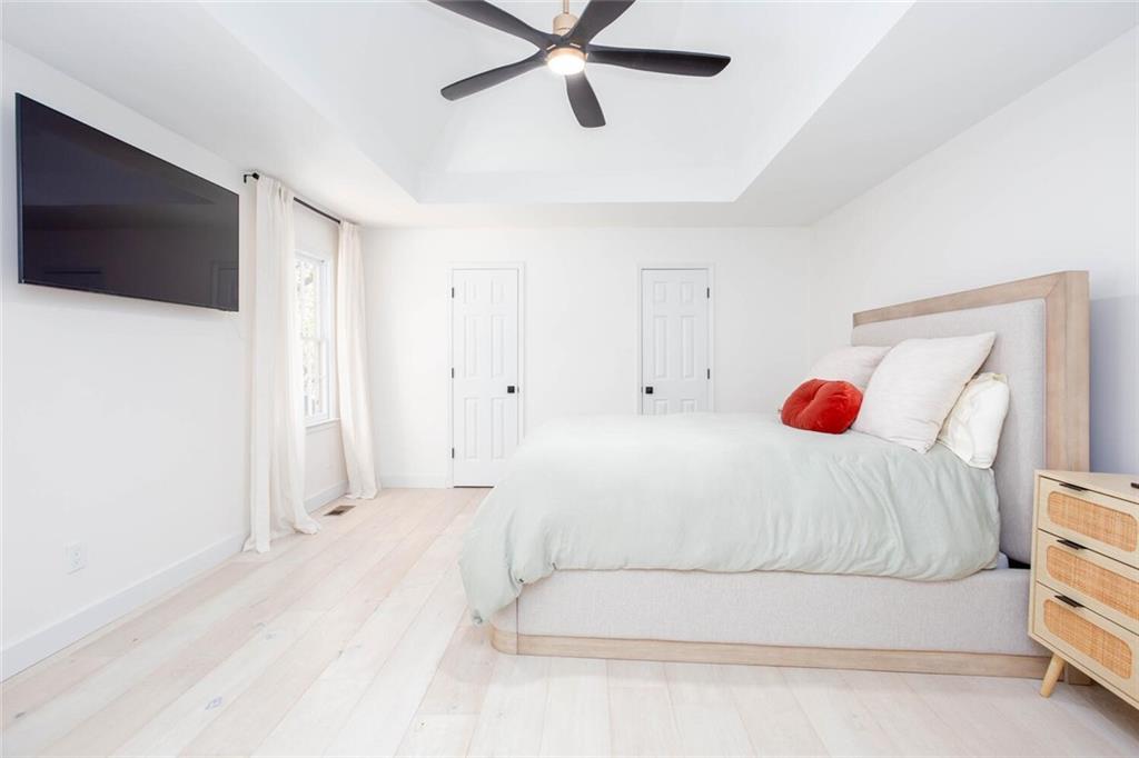 Zachary Woods - Residential