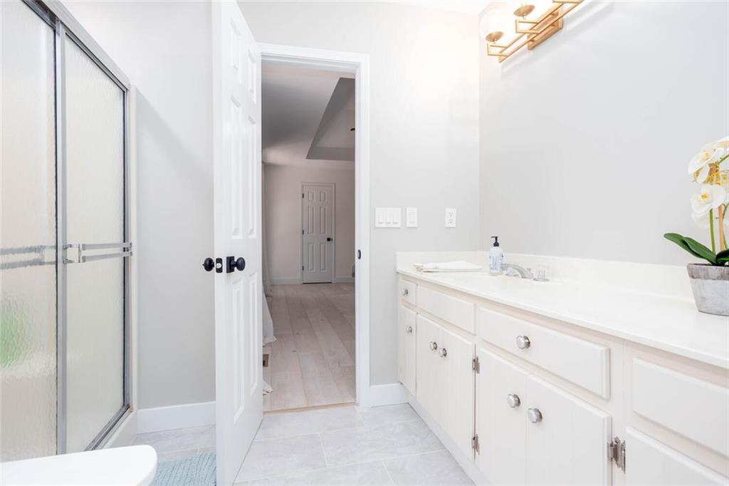 Zachary Woods - Residential