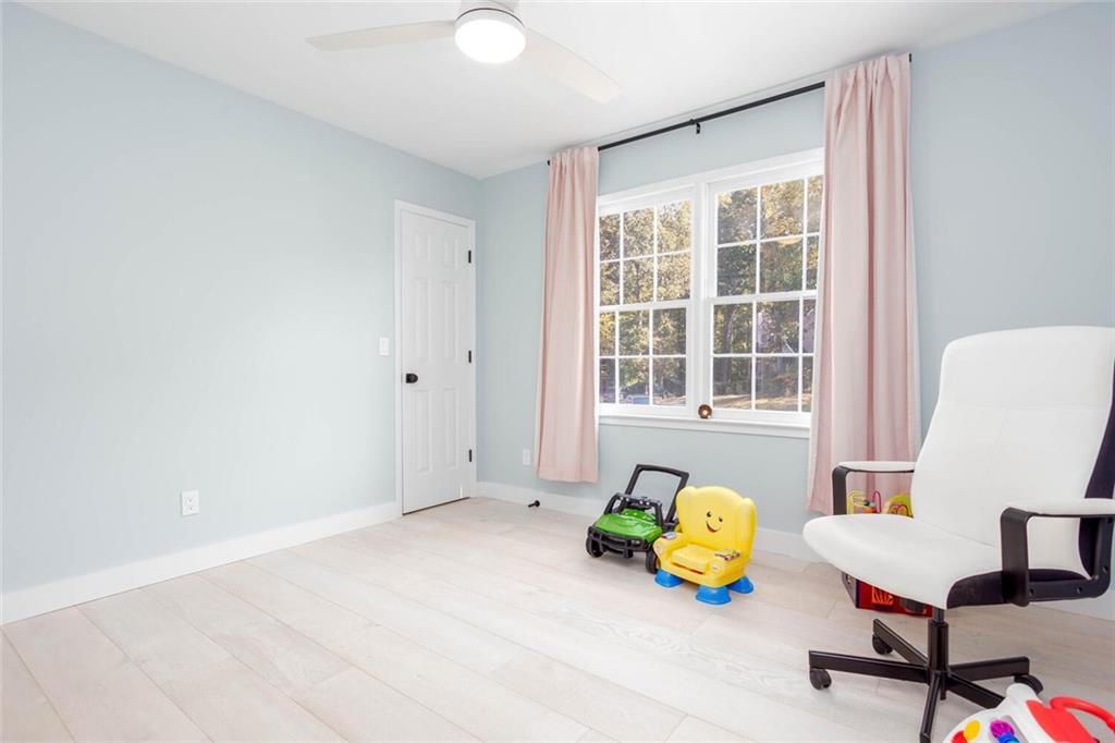 Zachary Woods - Residential