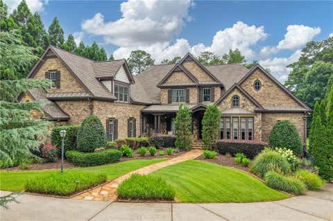 Homes For Sale - 1255 Waterfall Lane<br/> Acworth, GA 30101