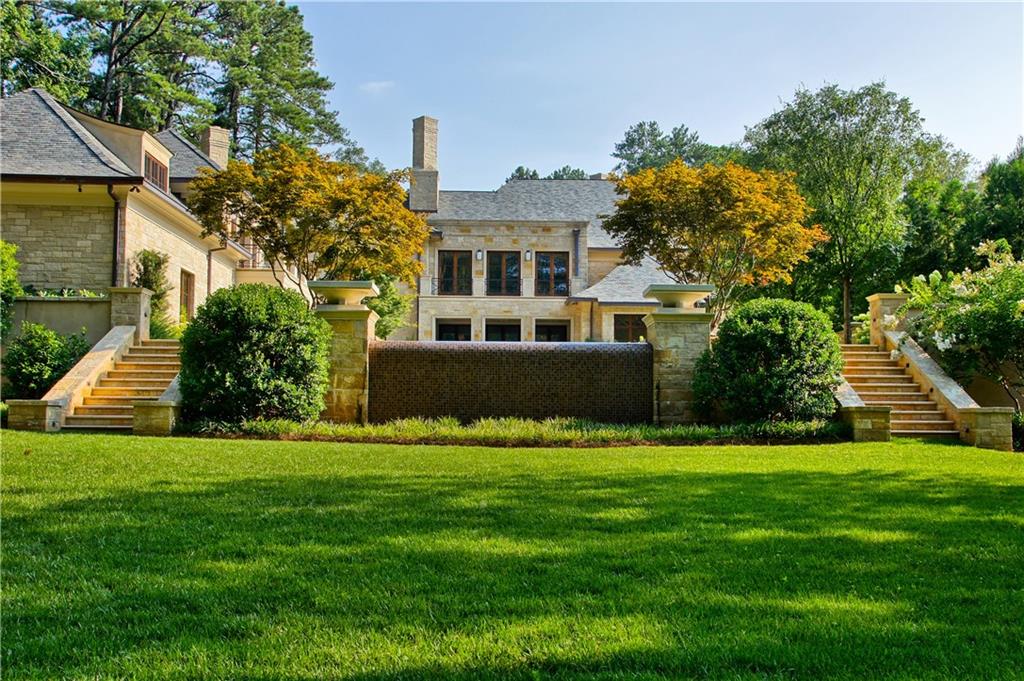 Tuxedo Park - Residential