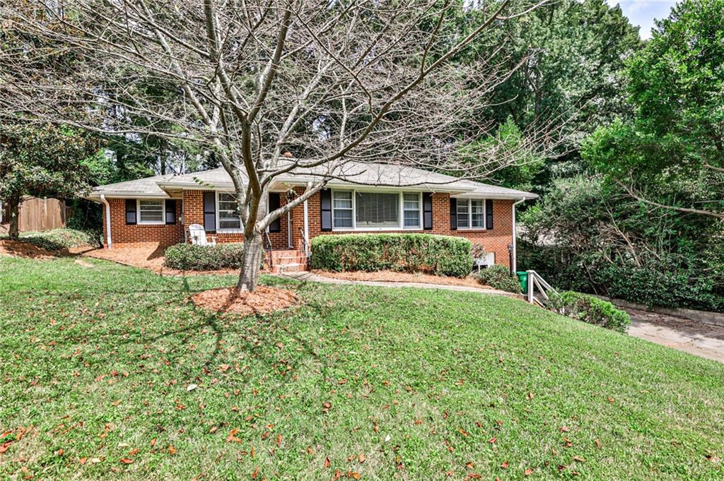 Welcome to your dream home nestled in the tranquil neighborhood of Oak Manor. This delightful residence offers a perfect blend of comfort, functionality, and ample outdoor space. With 3 bedrooms, 2 full bathrooms, 1 half bath, and two sizable living areas, this property promises a lifestyle of ease and enjoyment.
The layout boasts two distinct living spaces, each thoughtfully designed to cater to various activities. Three well-appointed bedrooms provide privacy and space for everyone in the household. Step outside into the expansive yard, a true gem of this property. The backyard offers endless possibilities for outdoor entertainment, gardening, or simply relaxing in the fresh air.
Nestled in the sought-after Oak Manor neighborhood and Briar Vista elementary, you'll enjoy a peaceful setting while still being conveniently close to schools, parks, shopping, and dining options. The community's charm and tranquility make it an ideal place to call home.