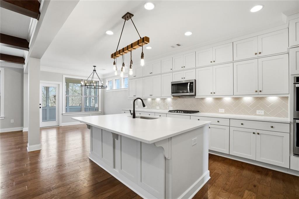 4105 Bellehurst Lane