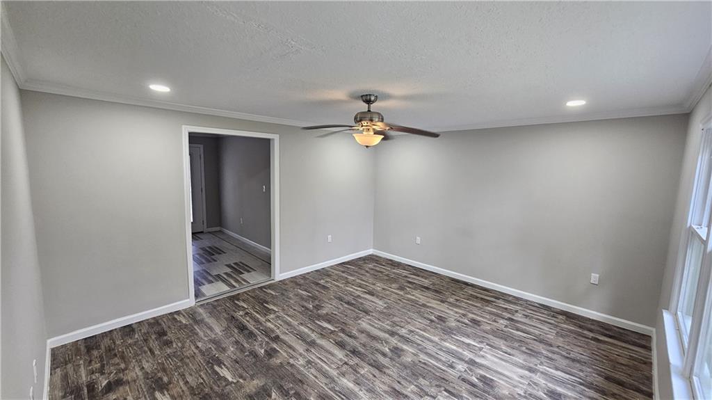 1085 New Rosedale Road NE