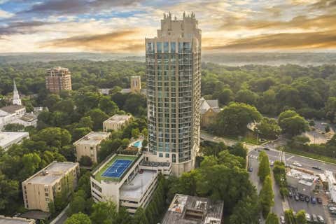 Photo of 2795 Peachtree Road #805, Atlanta, GA 30305 (MLS # 7811742)
