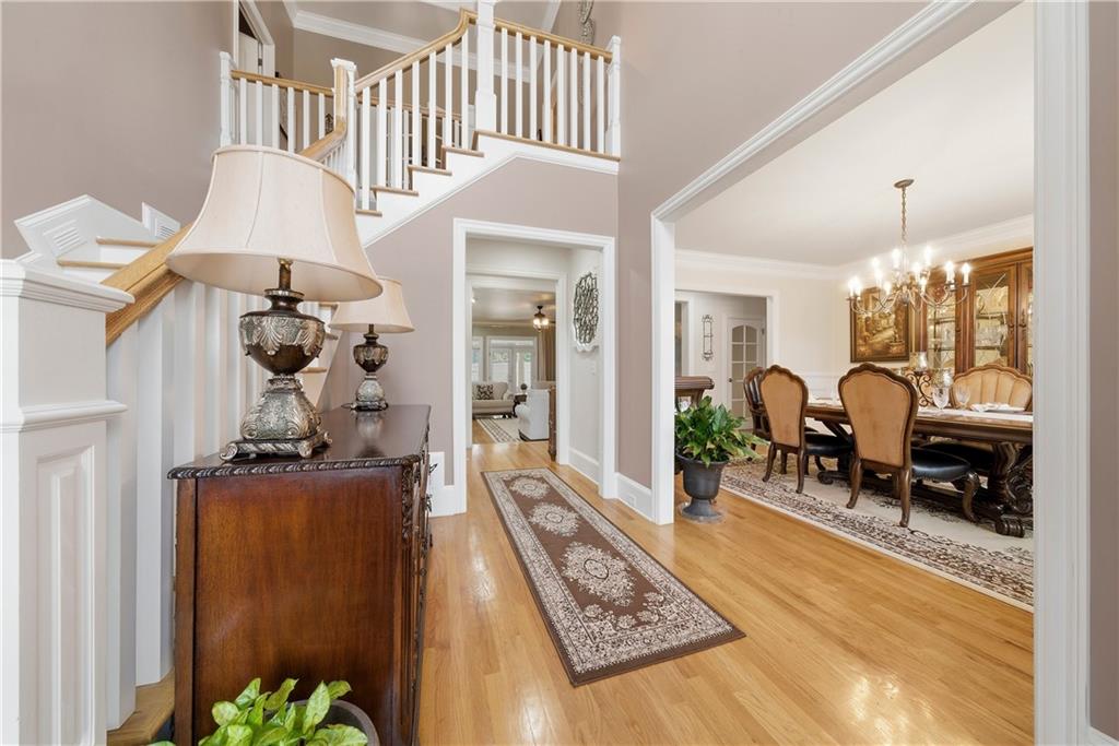 8550 Lake Forrest Drive