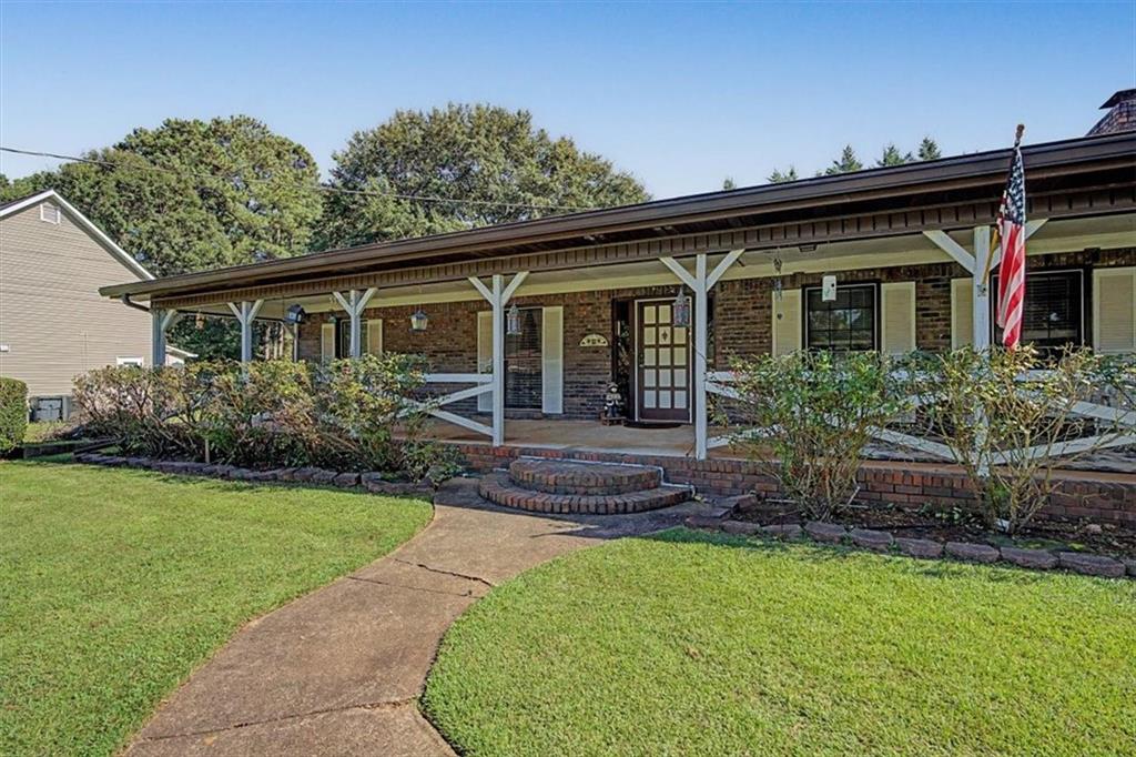 6198 N Summers