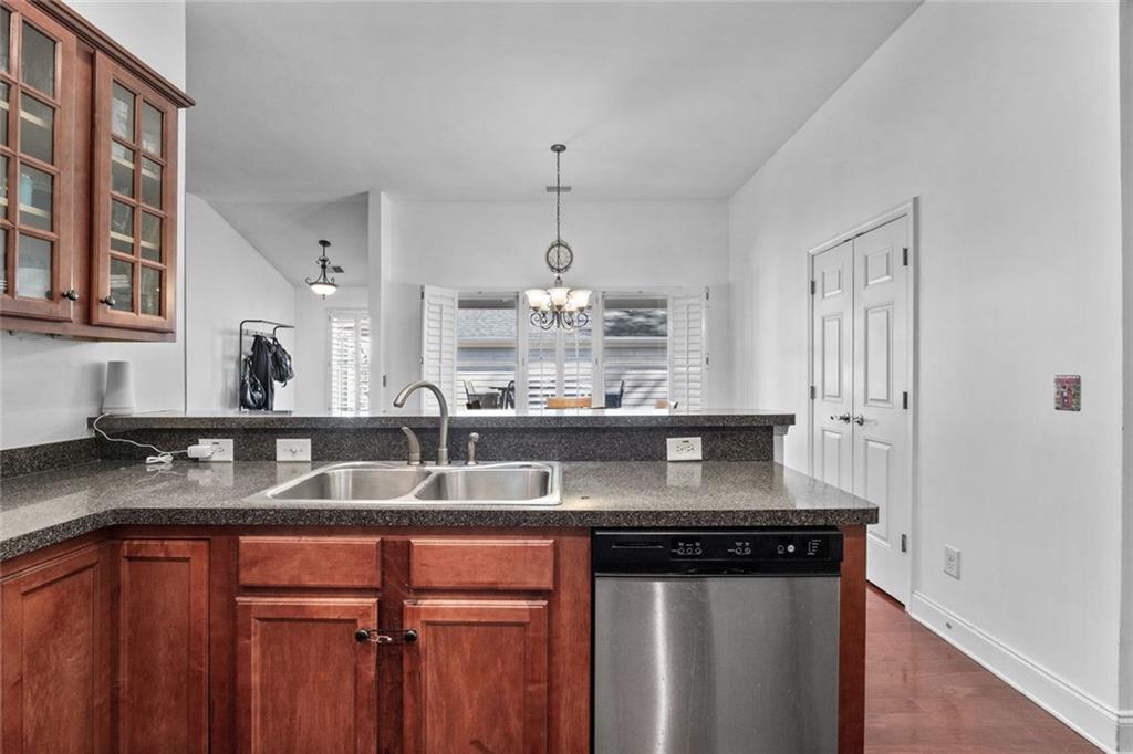 THE COTTAGES OF HERON BAY - Residential