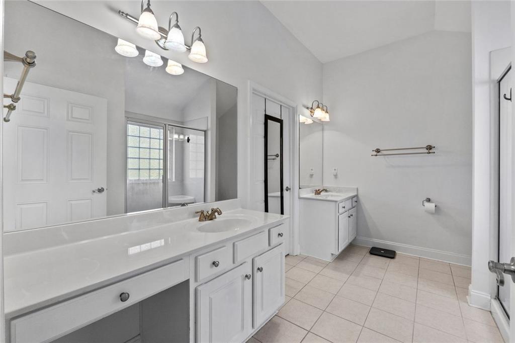 THE COTTAGES OF HERON BAY - Residential