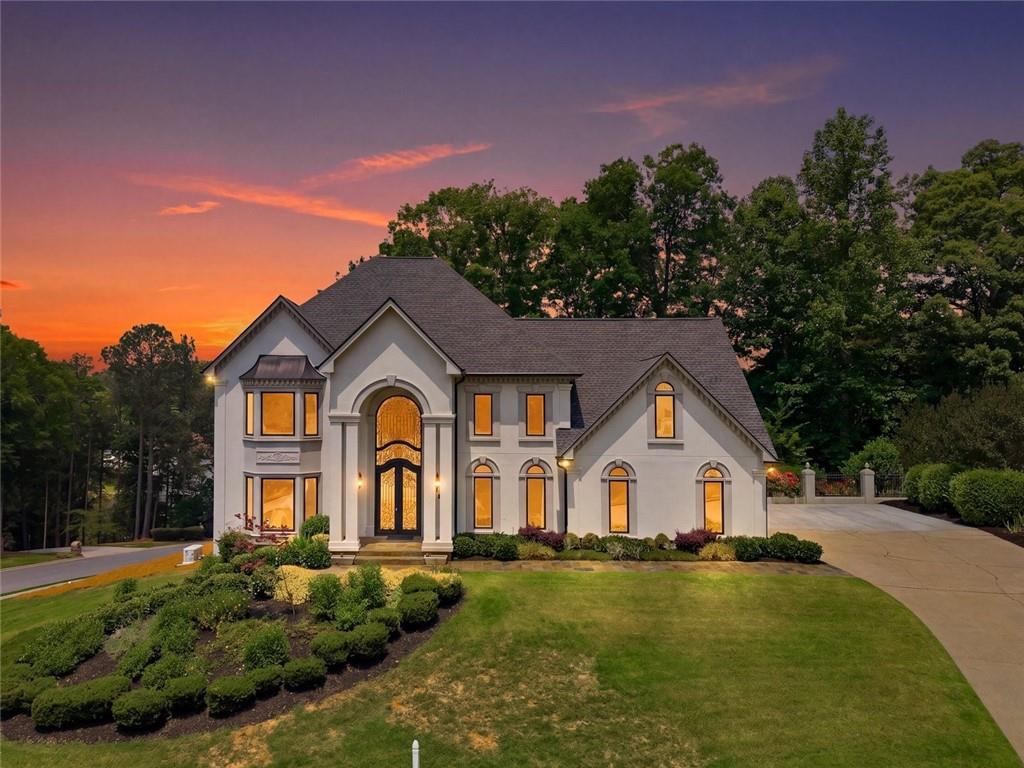 1085 Brooksglen Drive