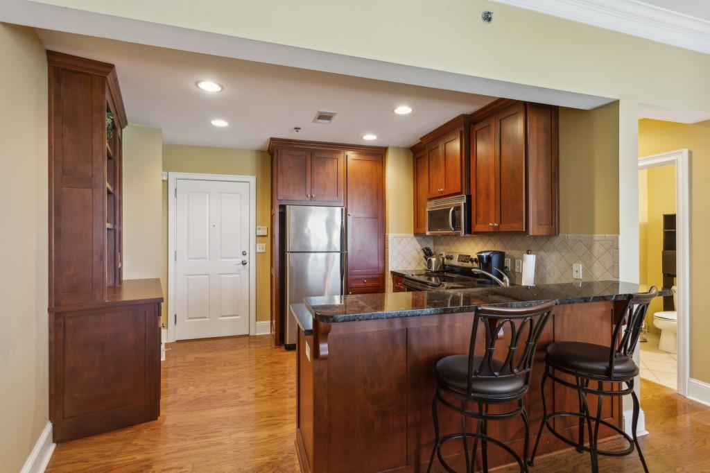 2277 Peachtree Road #701, Atlanta, Georgia image 2