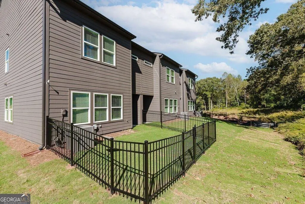 Dawsonville, Georgia 30534, United States, 3 Bedrooms Bedrooms, ,3 BathroomsBathrooms,Residential,Active,110615