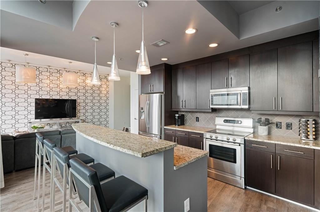 1080 Peachtree Street NE 2007