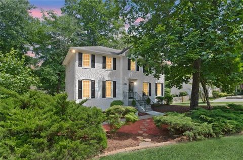 Homes For Sale - 3320 Devaughn Drive<br/> Marietta, GA 30066