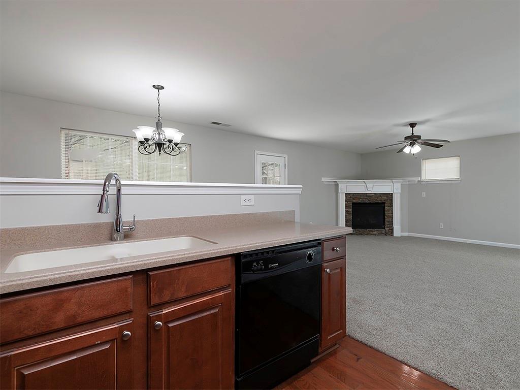415 Village Way, Woodstock, Georgia image 18