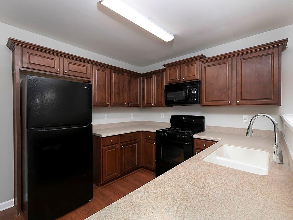 415 Village Way, Woodstock, Georgia image 17