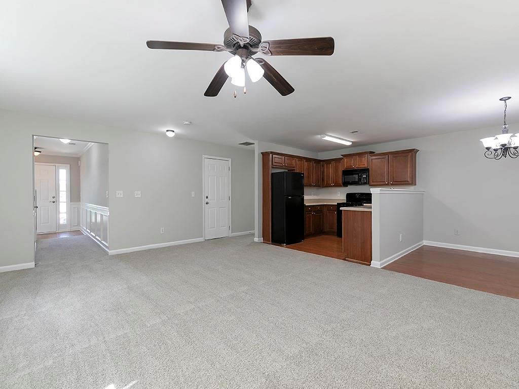 415 Village Way, Woodstock, Georgia image 9