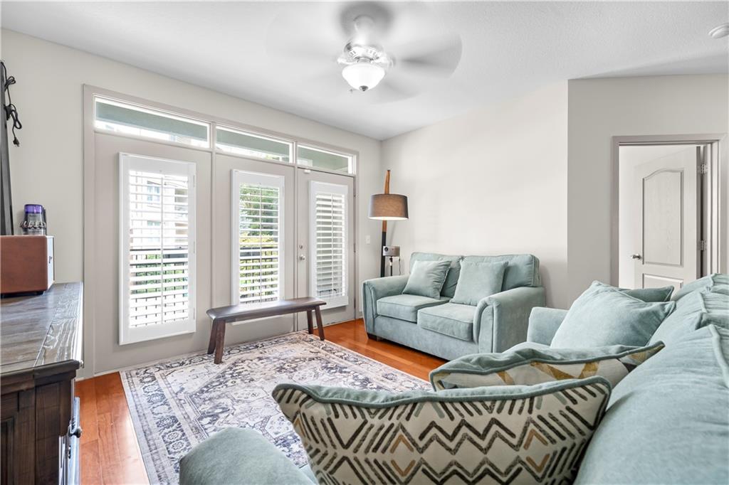 390 17th Street NW 3058