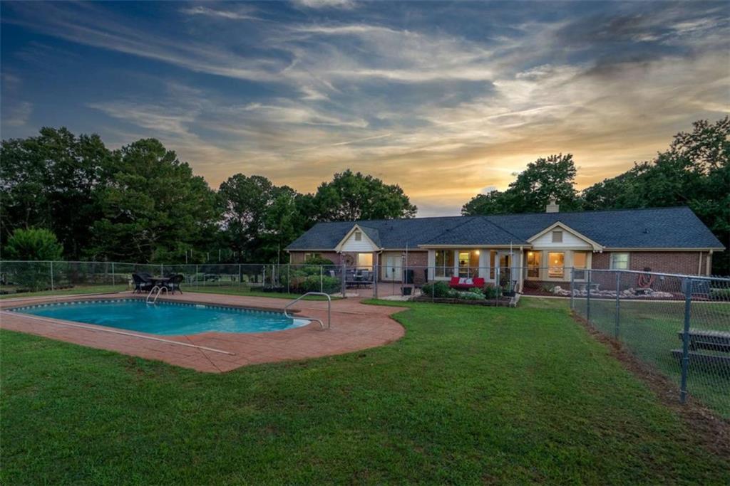 105 Breedlove Lane