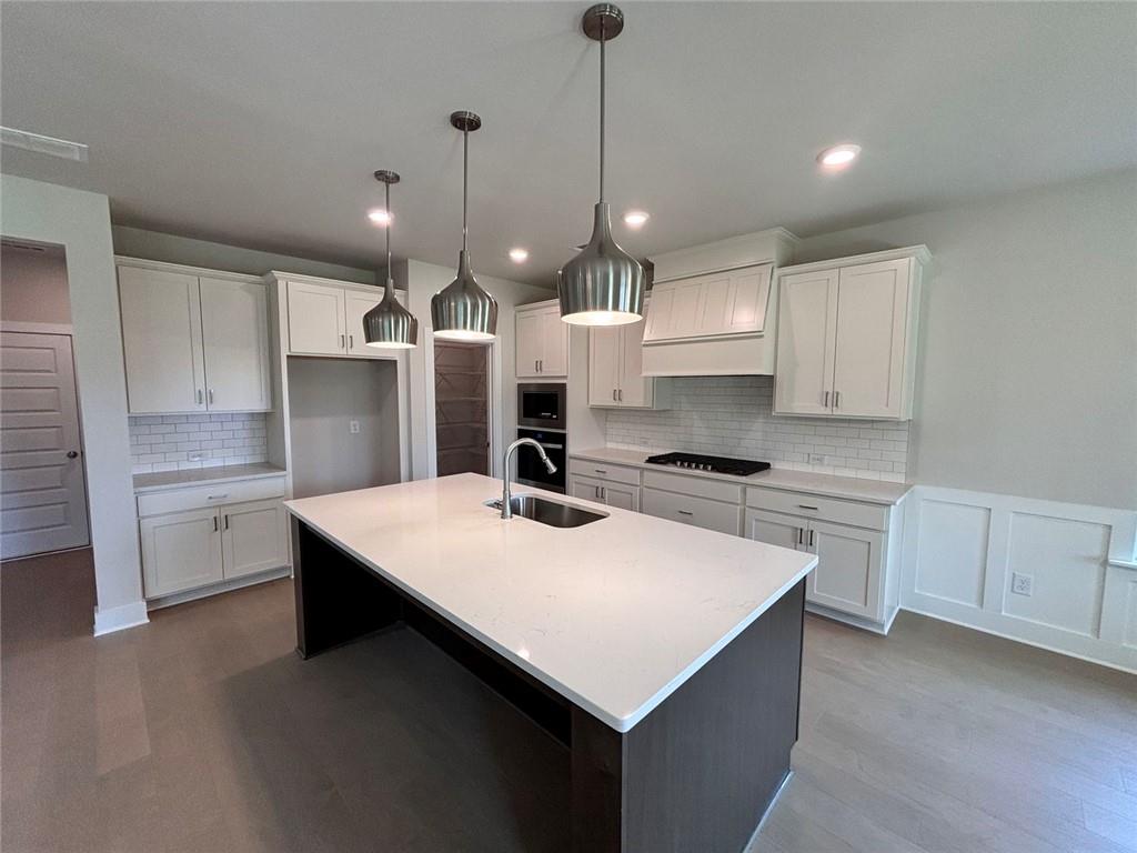 8315 Creekside Overlook Drive