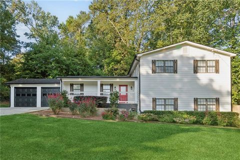 2103 Forest Court Snellville GA 30078