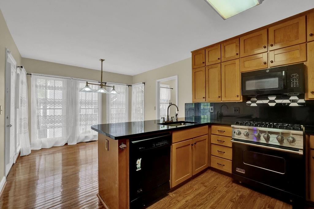 7037 Waters Edge Drive, Stone Mountain, Georgia image 17