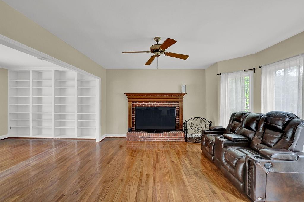 7037 Waters Edge Drive, Stone Mountain, Georgia image 11