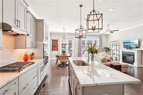 1005 Milhaven Drive Roswell GA 30076