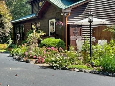 205 Minnehaha Trail