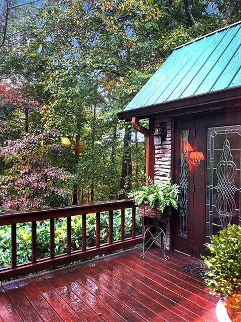 205 Minnehaha Trail