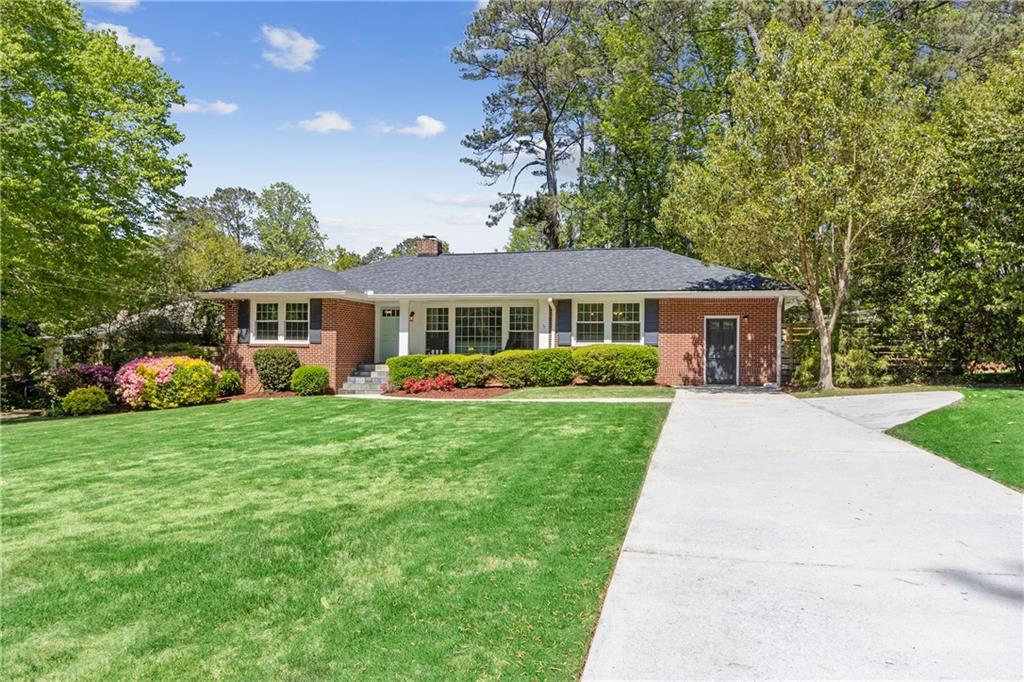 1301 Amanda Circle