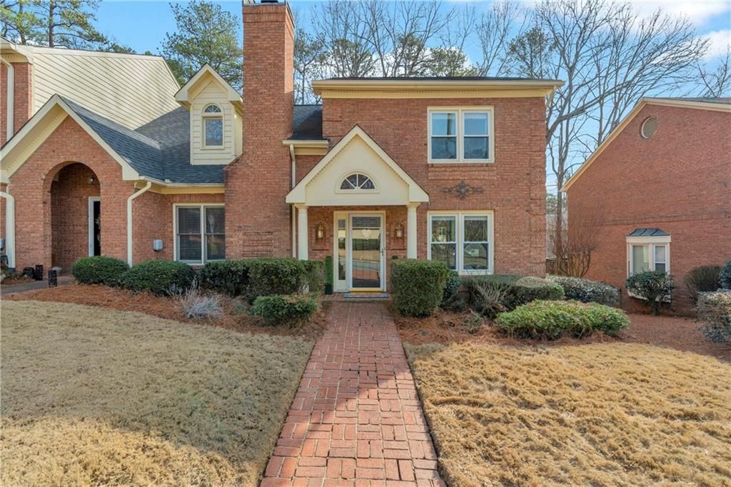 Photo of 2705 Holcomb Springs Drive, Alpharetta, GA 30022 (MLS # 7704143)