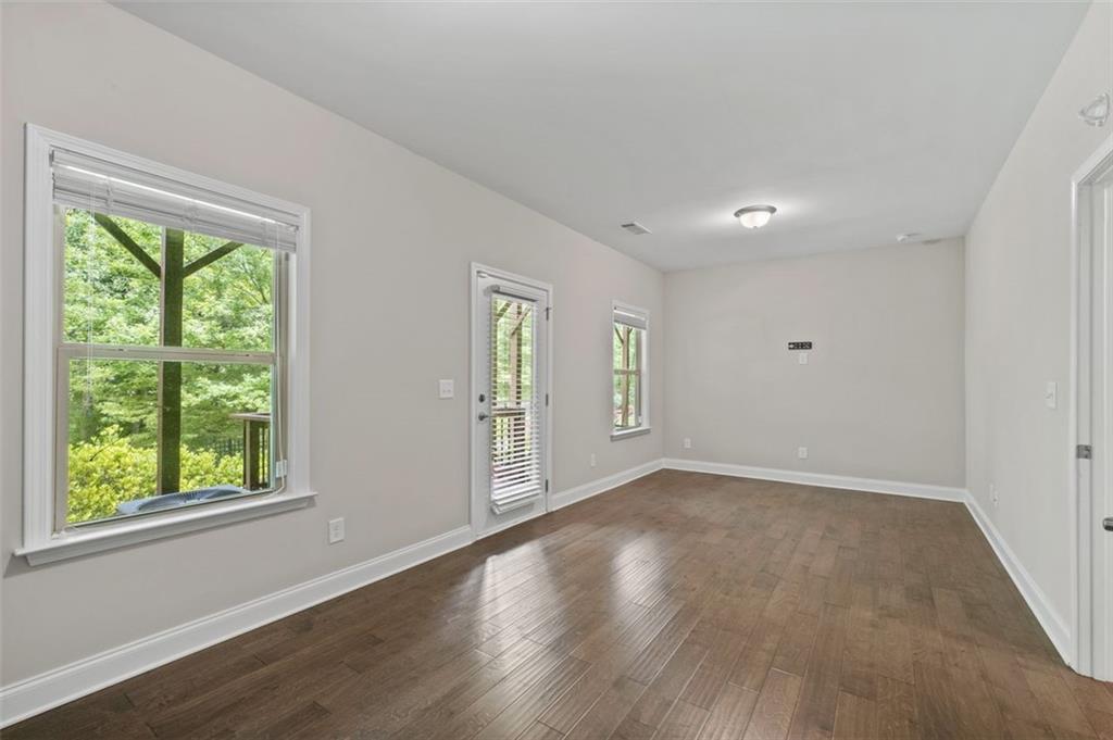 2122 Pembroke Drive, Brookhaven, Georgia image 33