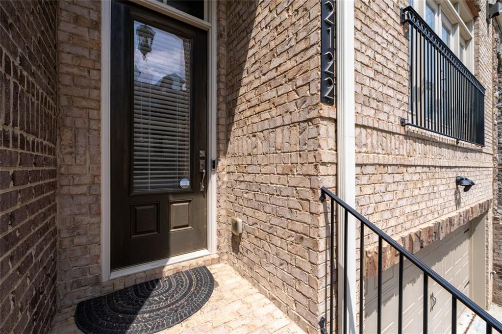 2122 Pembroke Drive, Brookhaven, Georgia image 6
