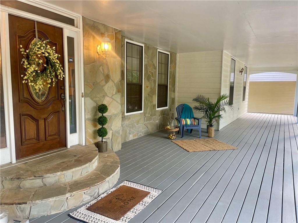 5098 Gwendolyn Court NW