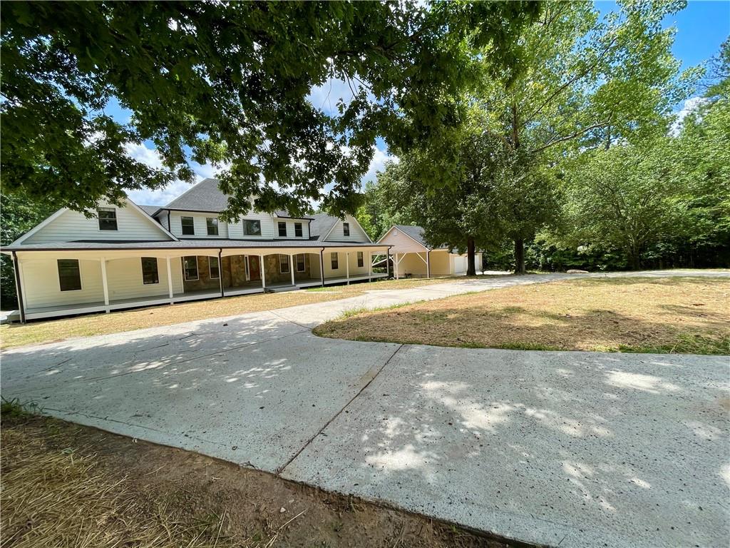 5098 Gwendolyn Court NW