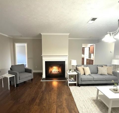 Condo For Sale - 403 Bedfort Drive<br/> Duluth, GA 30096