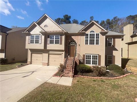 Homes For Sale - 942 Ashton Park Drive<br/> Mableton, GA 30126