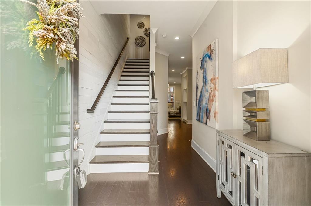 555 Verismo Way